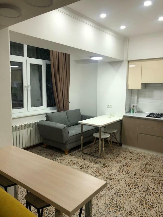 Студия В Центре Ташкента Exterior photo
